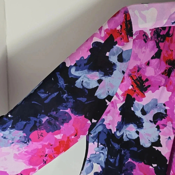 {Alfani} Women's Floral Abstract Print Drape Front Blouse - Size 8 - Picture 6 of 11